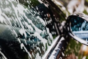 Does Vinegar Remove Tint?